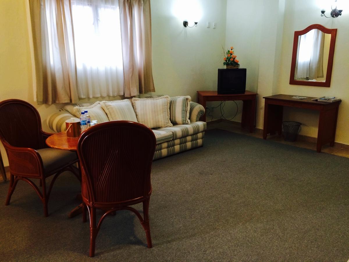 Triple Room,516014937:JPEG